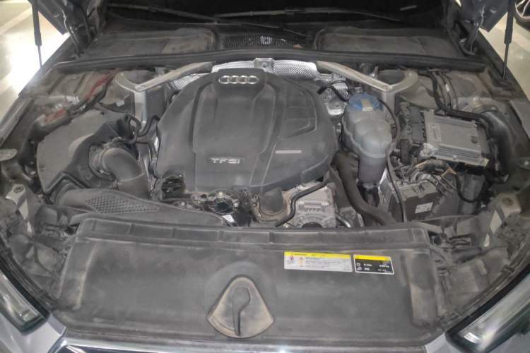 Used Audi A4L 2018 30th Anniversary Edition 40 TFSI Trendy Model Engine Bay