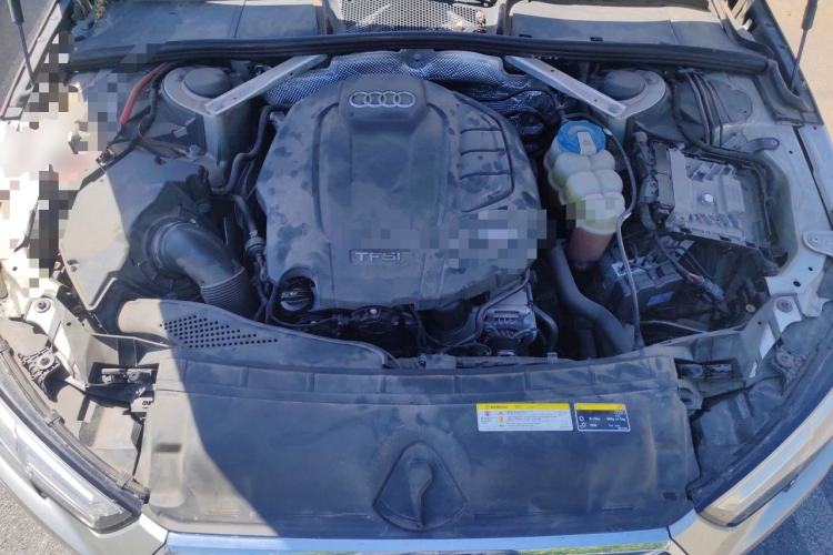 Used Audi A4L 2018 30th Anniversary Edition 45 TFSI quattro Individual Sport Edition Engine Bay