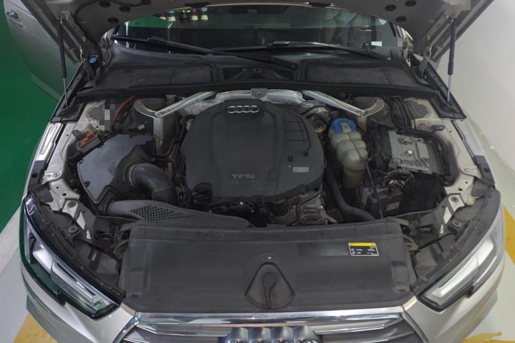 Used Audi A4L 2018 30th Anniversary Edition 45 TFSI quattro Individual Sport Edition Engine Bay