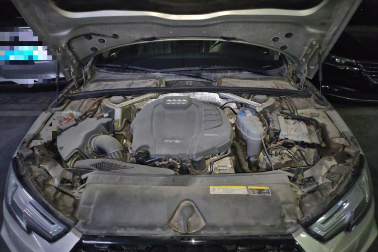 Used Audi A4L 2018 30th Anniversary Edition 45 TFSI quattro Individual Sport Edition Engine Bay