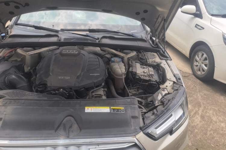 Used Audi A4L 2018 30th Anniversary Edition 45 TFSI quattro Individual Sport Edition Engine Bay Left