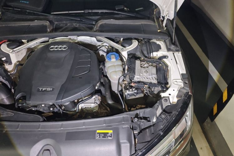 Used Audi A4L 2018 30th Anniversary Edition 45 TFSI quattro Individual Sport Edition Engine Bay Left