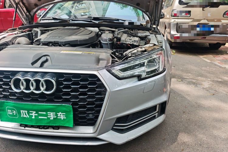 Used Audi A4L 2018 30th Anniversary Edition 45 TFSI quattro Individual Sport Edition Engine Bay Left