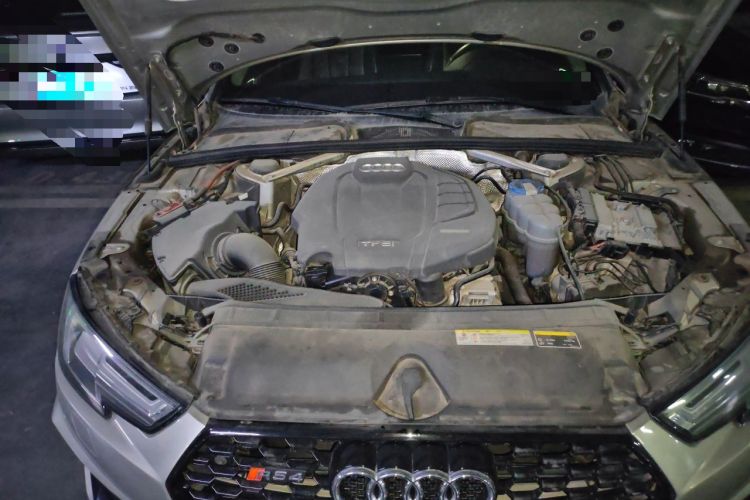Used Audi A4L 2018 30th Anniversary Edition 45 TFSI quattro Individual Sport Edition Engine Bay Right
