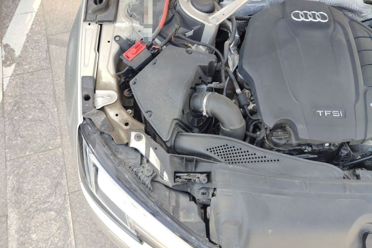 Used Audi A4L 2018 30th Anniversary Edition 40 TFSI Trendy Model Engine Bay Right