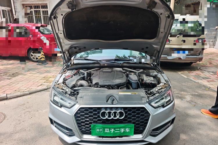 Used Audi A4L 2018 30th Anniversary Edition 45 TFSI quattro Individual Sport Edition Engine Bay