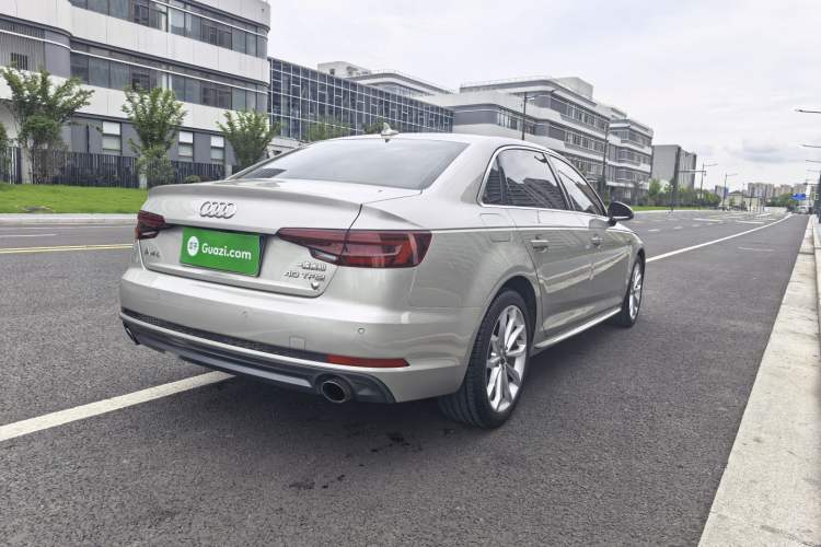 Used Audi A4L 2018 30th Anniversary Edition 40 TFSI Fashion Model Exterior 3