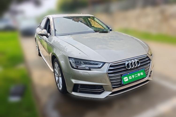 Used Audi A4L 2018 30th Anniversary Edition 40 TFSI Fashion Model Front Right 45 Deg