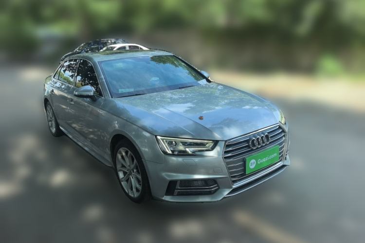 Used Audi A4L 2018 30th Anniversary Edition 40 TFSI Fashion Model Front Right 45 Deg