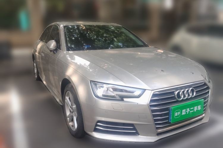 Used Audi A4L 2018 30th Anniversary Edition 40 TFSI Trendy Model Front Right 45 Deg