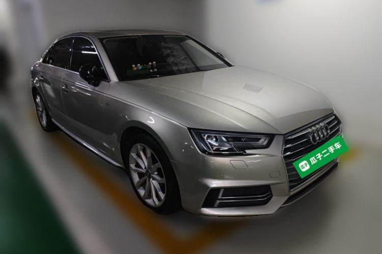 Used Audi A4L 2018 30th Anniversary Edition 45 TFSI quattro Individual Sport Edition Front Right 45 Deg