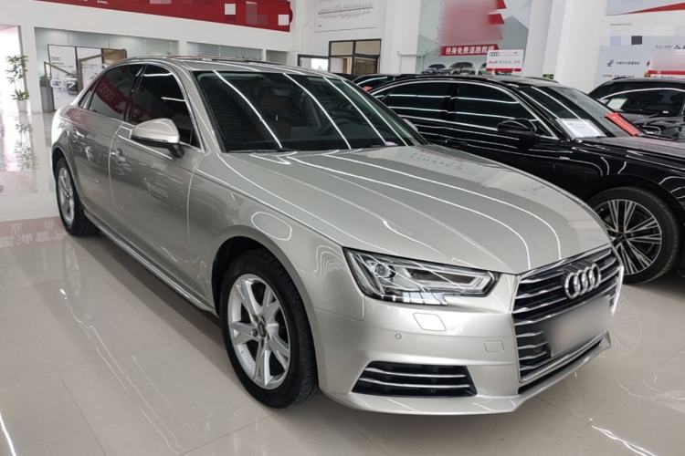 Used Audi A4L 2018 30th Anniversary Edition 40 TFSI Trendy Model Front Right 45 Deg