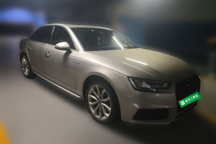 Used Audi A4L 2018 30th Anniversary Edition 40 TFSI Trendy Model Front Right 45 Deg