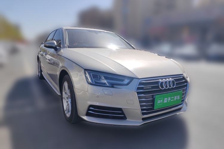 Used Audi A4L 2018 30th Anniversary Edition 40 TFSI Trendy Model Front Right 45 Deg
