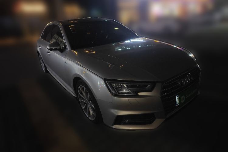 Used Audi A4L 2018 30th Anniversary Edition 40 TFSI Fashion Model Front Right 45 Deg