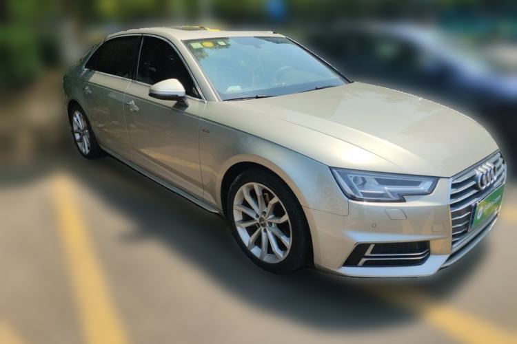 Used Audi A4L 2018 30th Anniversary Edition 40 TFSI Fashion Model Front Right 45 Deg