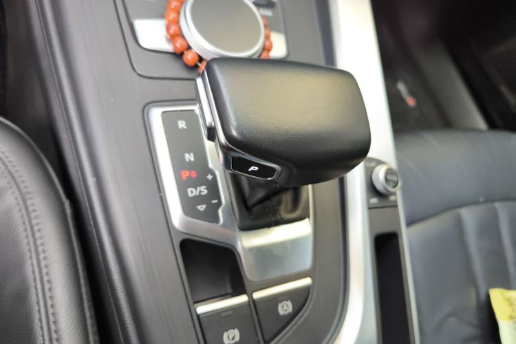 Used Audi A4L 2018 30th Anniversary Edition 40 TFSI Sport Edition Gear Lever