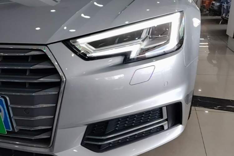 Used Audi A4L 2018 30th Anniversary Edition 40 TFSI Fashion Model Left Front Headlight