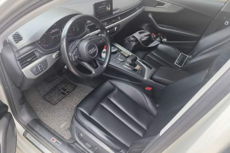 Used Audi A4L 2018 30th Anniversary Edition 40 TFSI Trendy Model Left Front Seat