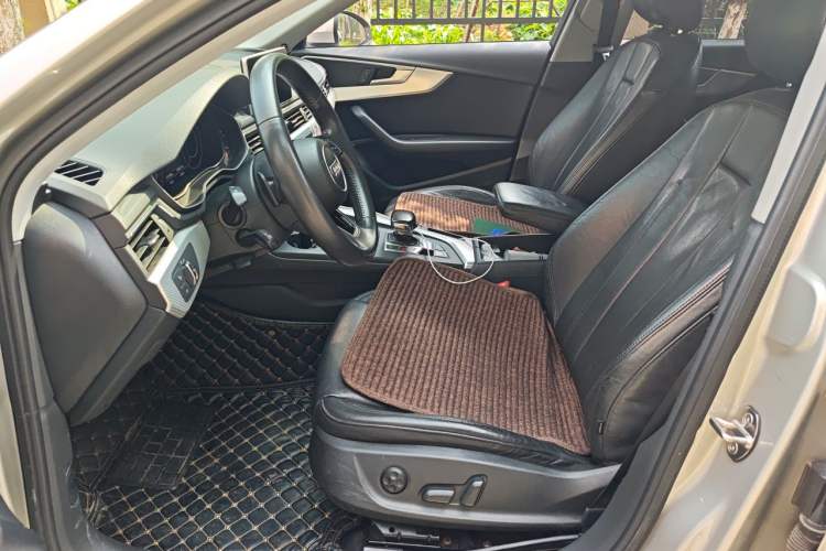 Used Audi A4L 2018 30th Anniversary Edition 40 TFSI Fashion Model Left Front Seat