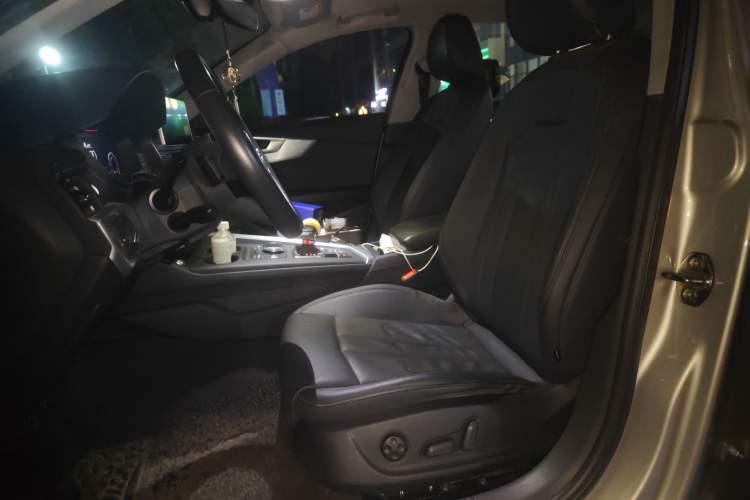 Used Audi A4L 2018 30th Anniversary Edition 40 TFSI Fashion Model Left Front Seat