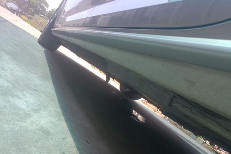Used Audi A4L 2018 30th Anniversary Edition 40 TFSI Fashion Model Left Side Sill