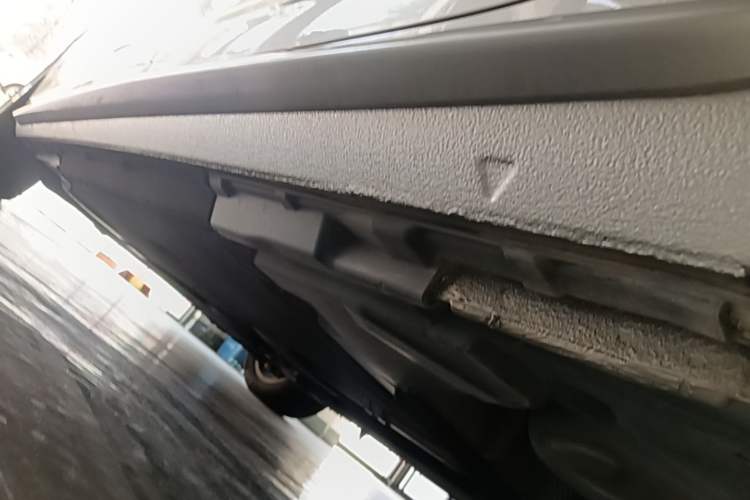 Used Audi A4L 2018 30th Anniversary Edition 40 TFSI Trendy Model Left Side Sill