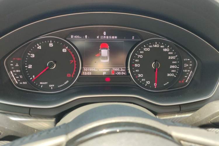 Used Audi A4L 2018 30th Anniversary Edition 40 TFSI Fashion Model Odometer Close Up