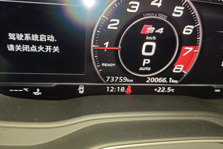 Used Audi A4L 2018 30th Anniversary Edition 45 TFSI quattro Sport model Odometer Close Up