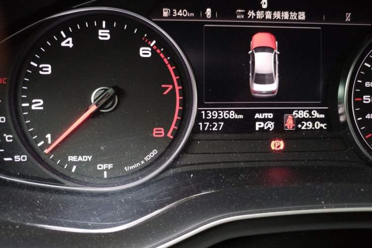 Used Audi A4L 2018 30th Anniversary Edition 45 TFSI quattro Individual Sport Edition Odometer Close Up