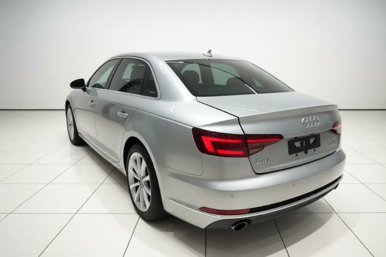 Used Audi A4L 2018 30th Anniversary Edition 40 TFSI Fashion Model Rear Left 45 Deg