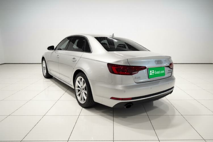 Used Audi A4L 2018 30th Anniversary Edition 40 TFSI Fashion Model Rear Left 45 Deg