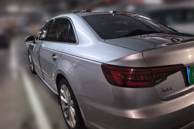 Used Audi A4L 2018 30th Anniversary Edition 40 TFSI Fashion Model Rear Left 45 Deg
