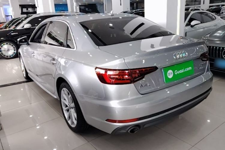 Used Audi A4L 2018 30th Anniversary Edition 40 TFSI Fashion Model Rear Left 45 Deg