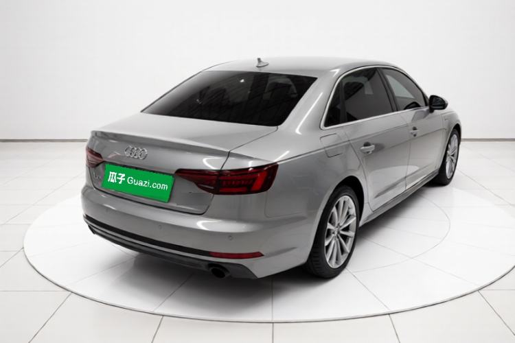 Used Audi A4L 2018 30th Anniversary Edition 40 TFSI Fashion Model Rear Right 45 Deg