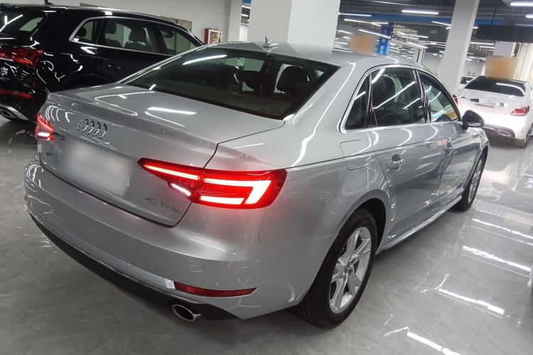Used Audi A4L 2018 30th Anniversary Edition 40 TFSI Trendy Model Rear Right 45 Deg