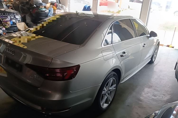 Used Audi A4L 2018 30th Anniversary Edition 40 TFSI Trendy Model Rear Right 45 Deg