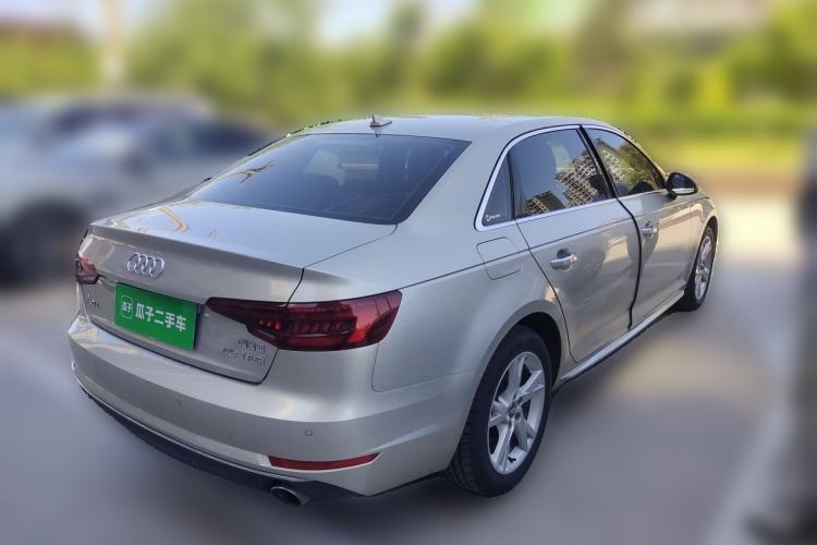 Used Audi A4L 2018 30th Anniversary Edition 40 TFSI Trendy Model Rear Right 45 Deg