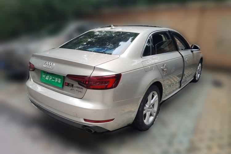 Used Audi A4L 2018 30th Anniversary Edition 40 TFSI Trendy Model Rear Right 45 Deg