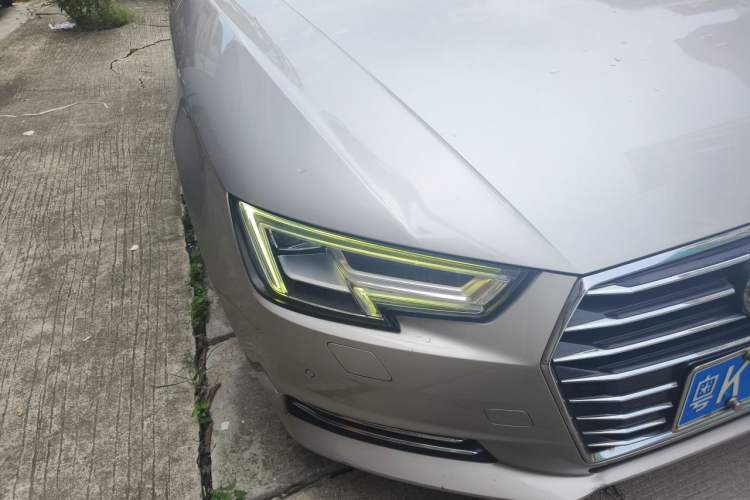 Used Audi A4L 2018 30th Anniversary Edition 40 TFSI Trendy Model Right Front Headlight