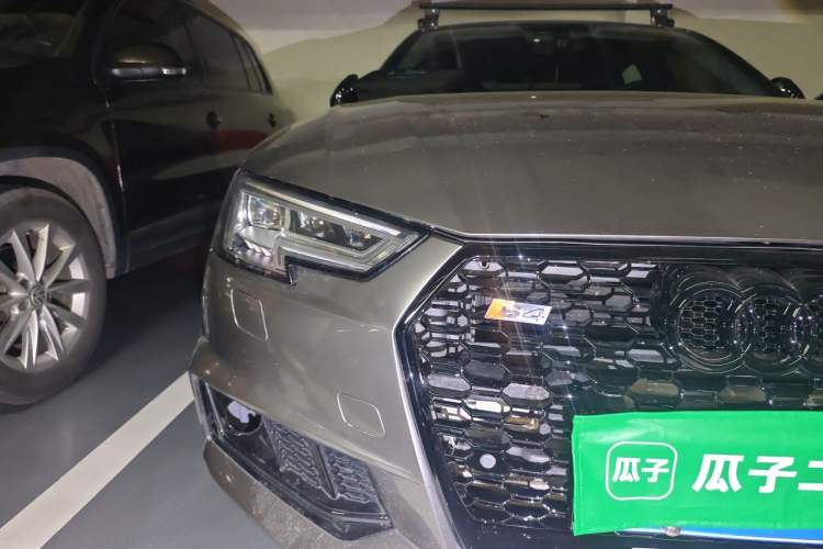 Used Audi A4L 2018 30th Anniversary Edition 45 TFSI quattro Individual Sport Edition Right Front Headlight