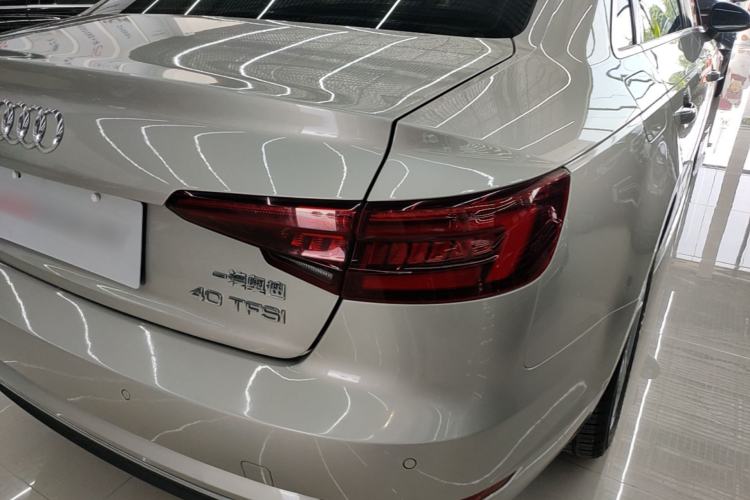 Used Audi A4L 2018 30th Anniversary Edition 40 TFSI Trendy Model Right Rear Taillight
