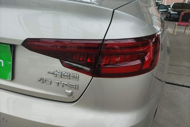 Used Audi A4L 2018 30th Anniversary Edition 40 TFSI Fashion Model Right Rear Taillight