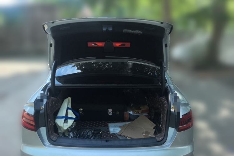 Used Audi A4L 2018 30th Anniversary Edition 40 TFSI Fashion Model Trunk