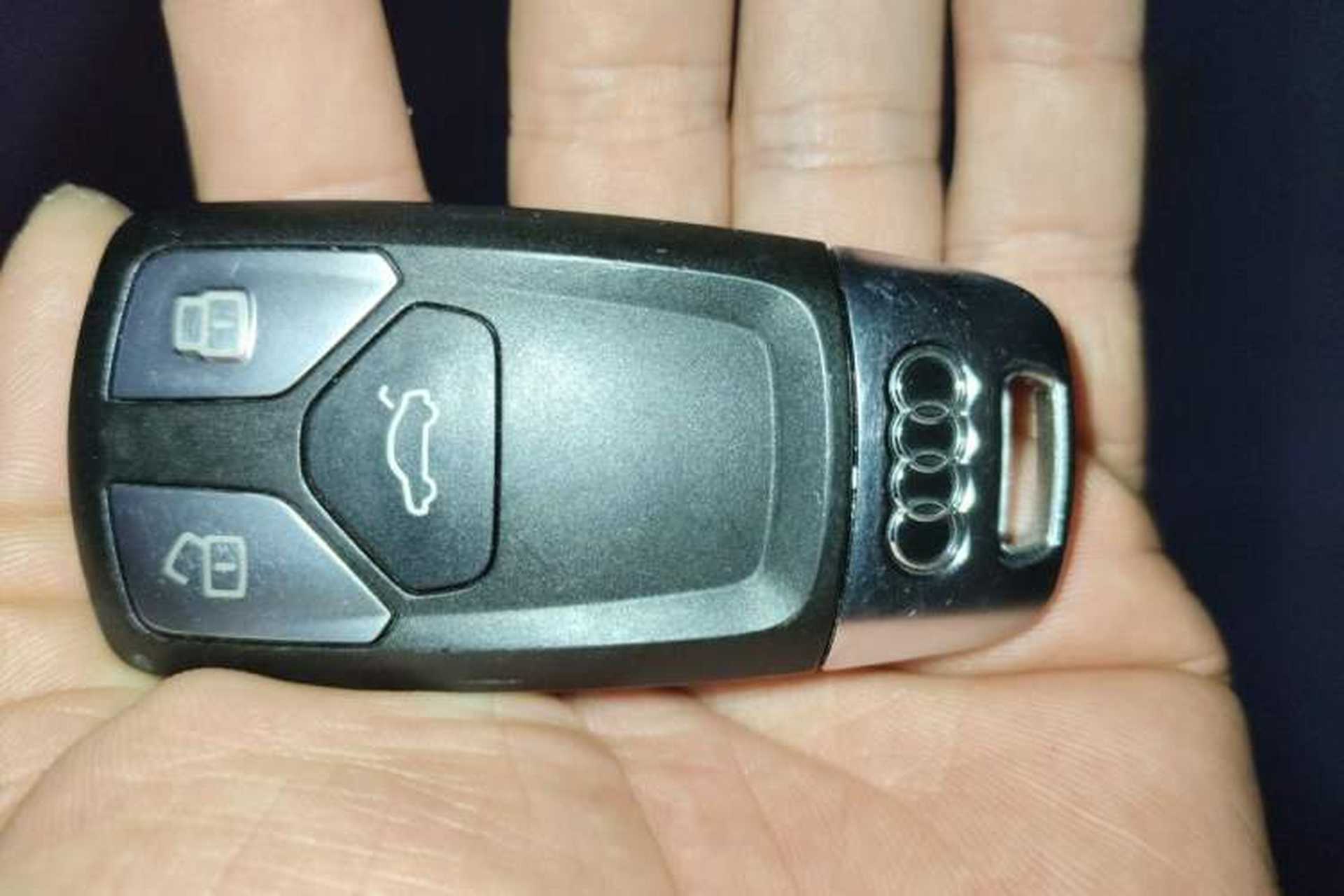 Used Audi A4L 2018 30th Anniversary Edition 40 TFSI Fashion Model Vehicle Key