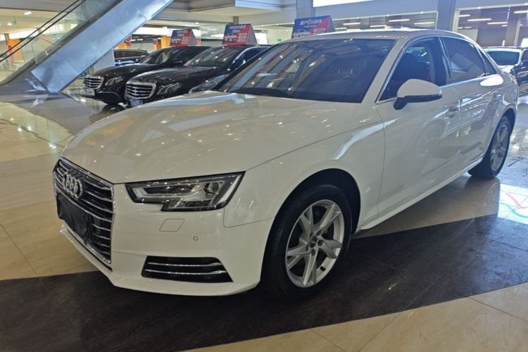 Used Audi A4L 2018 30th Anniversary Edition 40 TFSI Trendy Model Guazi used car, China used car export, Used car for sale, Used Audi cars, Cheapest cars for sale