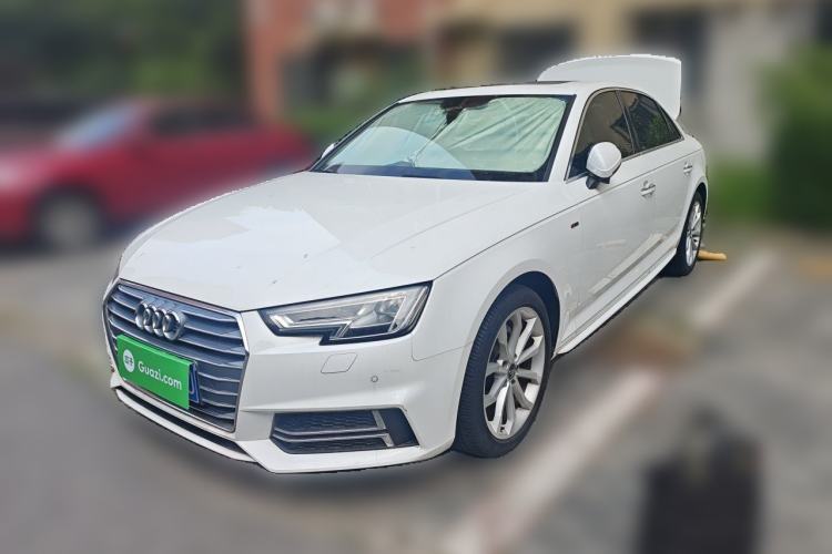 Audi A4L 2018 30th Anniversary Edition 40 TFSI Fashion Model de segunda mano Guazi used car, China used car export, Used car for sale, Used  cars, Cheapest cars for sale