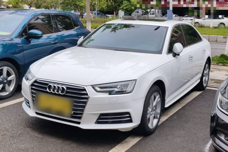 Used Audi A4L 2018 30th Anniversary Edition 40 TFSI Trendy Model Guazi used car, China used car export, Used car for sale, Used Audi cars, Cheapest cars for sale