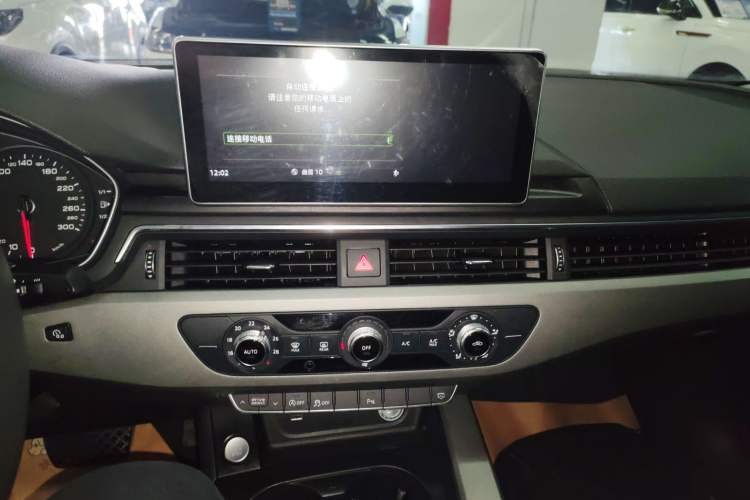 Used Audi A4L 2018 30th Anniversary Edition 40 TFSI Trendy Model Audio And AC Panel
