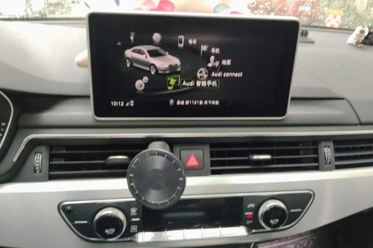 Used Audi A4L 2018 30th Anniversary Edition 40 TFSI Fashion Model Audio And AC Panel